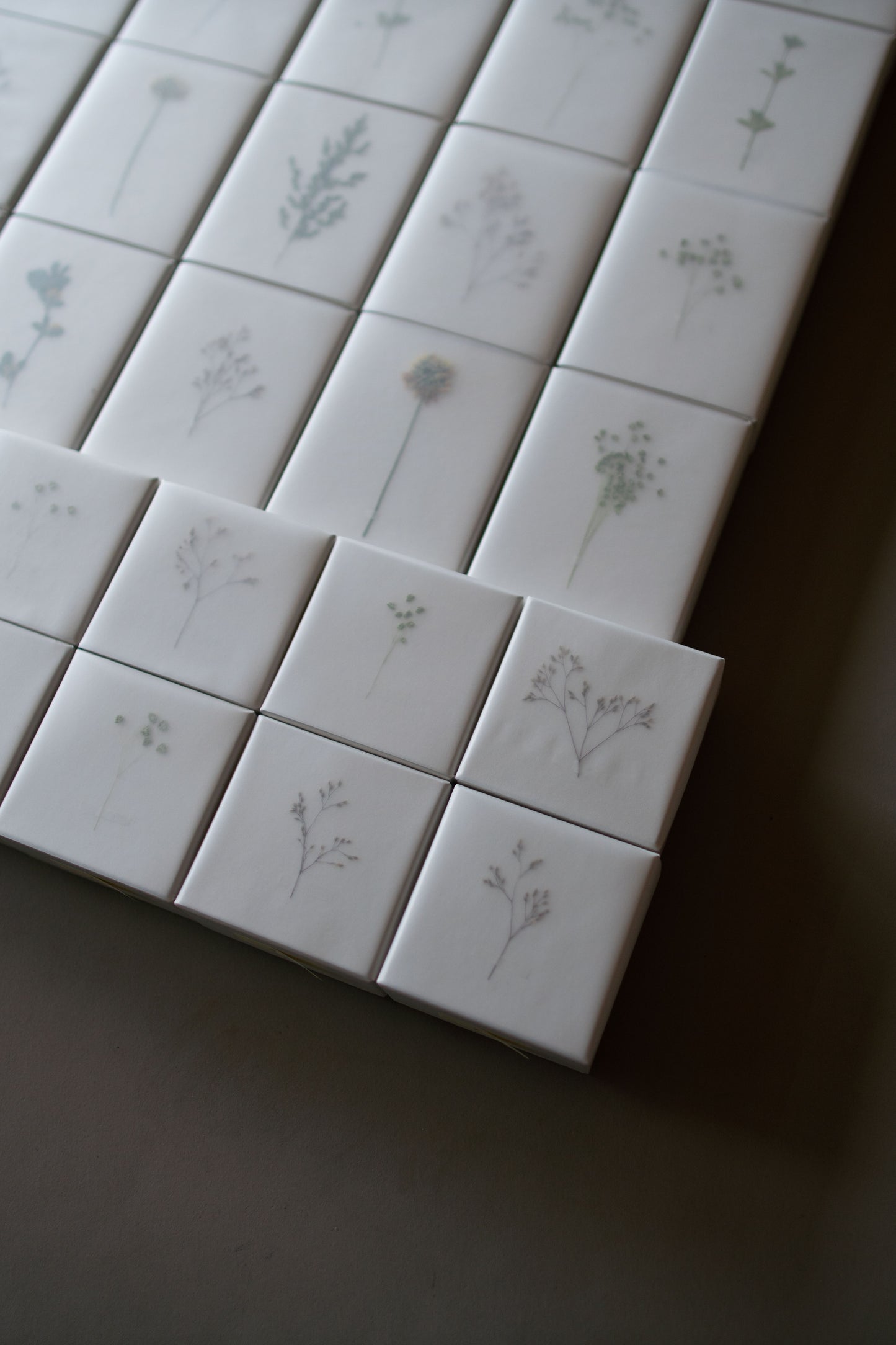 鳥のブローチ | 藍