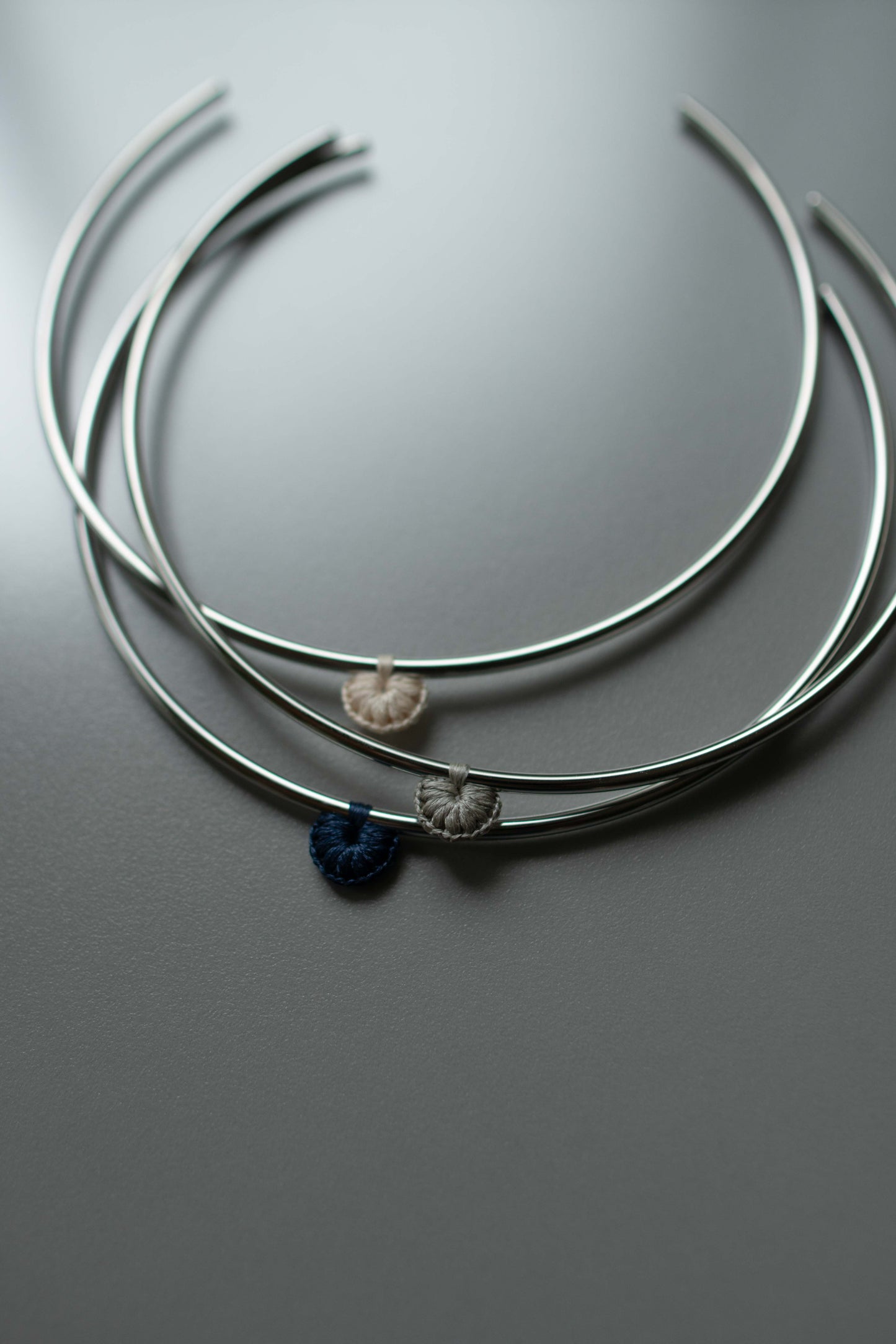 巡礼のチョーカー | 銀灰色