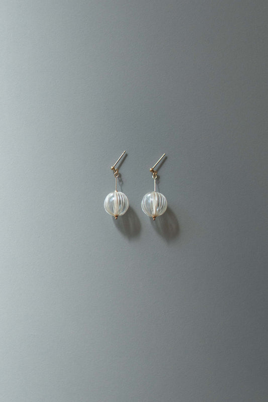 吹きガラス - 耳飾り | 生成り