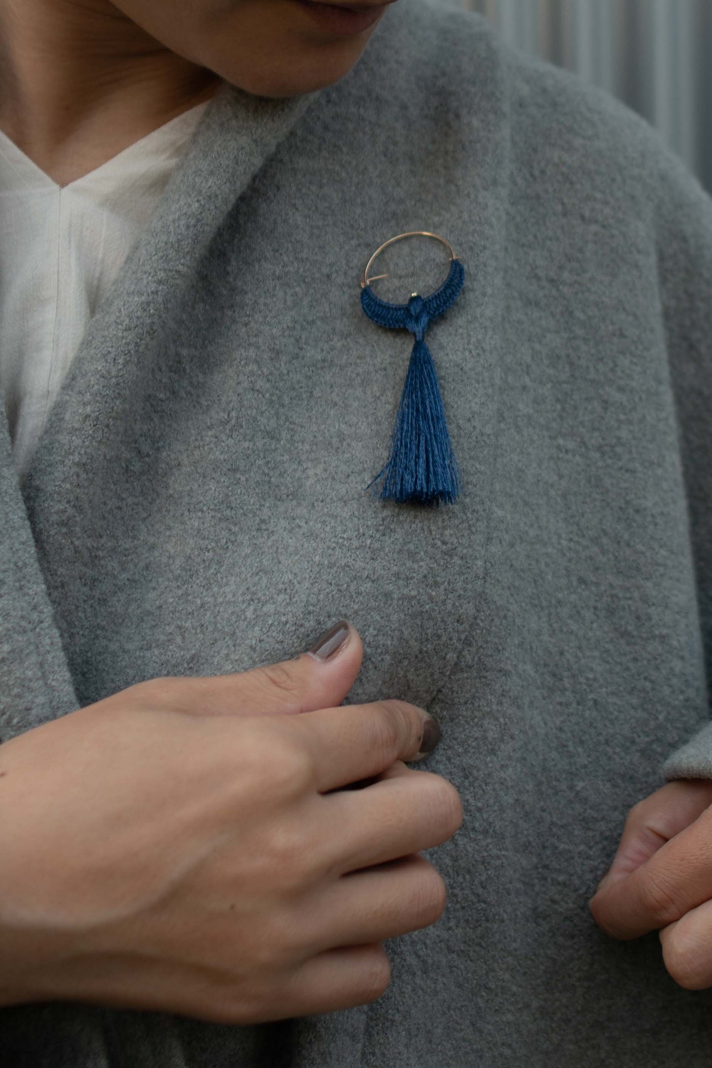 鳥のブローチ | 藍