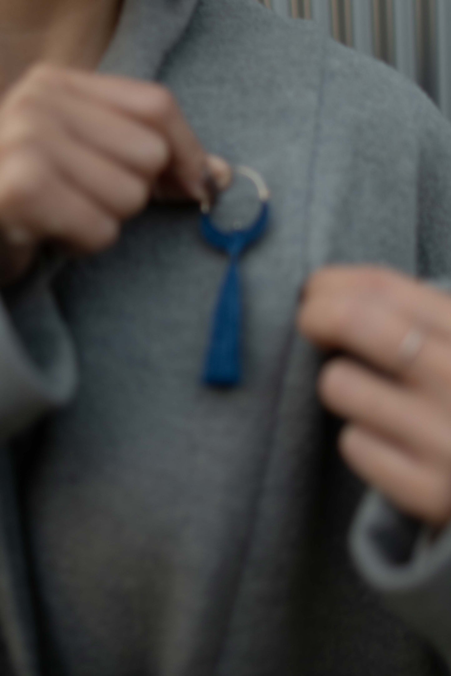 鳥のブローチ | 藍